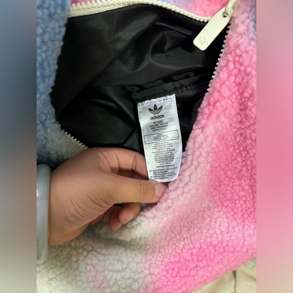 adidas large bag - Picture 3 of 4